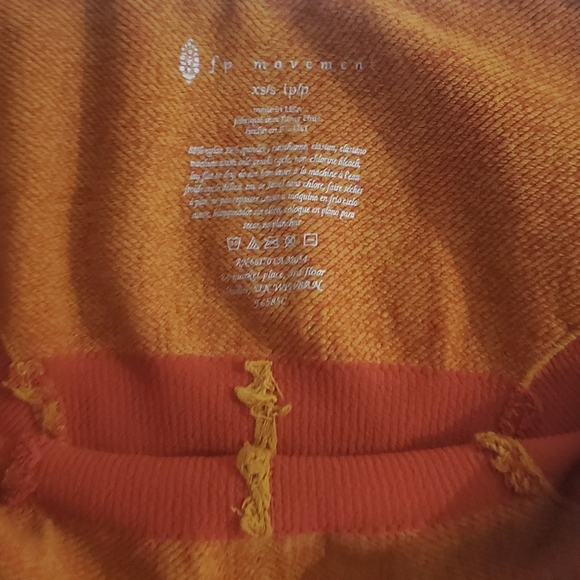 New free people point break colorblock movement crop top size xs/s - Picture 7 of 8